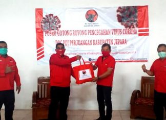 DPC PDI Perjuangan Kab. Jepara Bagikan 1000 Paket Sembako
