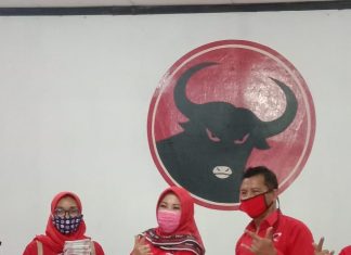DPC PDI Perjuangan Kabupaten Klaten Bagikan Sembako dan Masker kepada Kader Partai