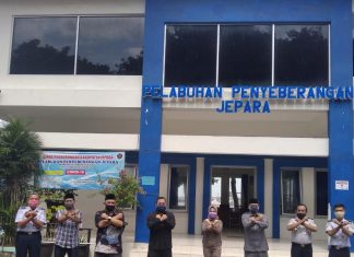 Kader PDI Perjuangan Lakukan Monitoring Penanganan Covid-19 di Pelabuhan Penyeberangan Jepara