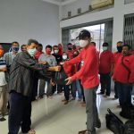 Gotong Royong Anggota Fraksi PDI Perjuangan Karang