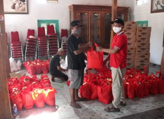 Ketua Komisi B DPRD Provinsi Jawa Tengah Bagikan 3.000 Paket Sembako