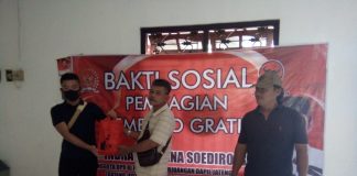 Mas Dede Gelar Kegiatan Bakti Sosial Pembagian Paket Sembako
