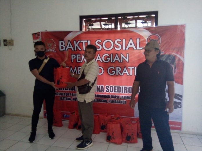 Mas Dede Gelar Kegiatan Bakti Sosial Pembagian