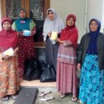 PDI-Perjuangan-Kab.-Karanganyar-bagi-Sembako