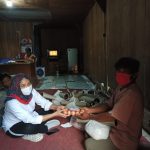 Sulistyorini Bagikan Paket Sembako