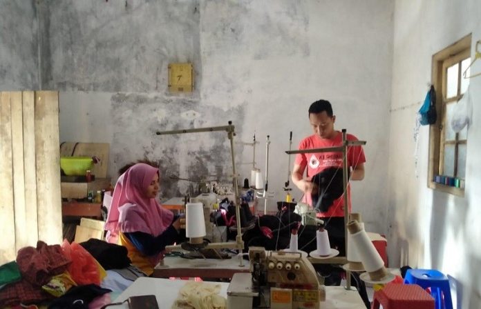 Bambang Sukoco, Kader Komunitas Juang Demak Tetap Semangat Jalankan Usaha di Tengah Pandemi Covid-19