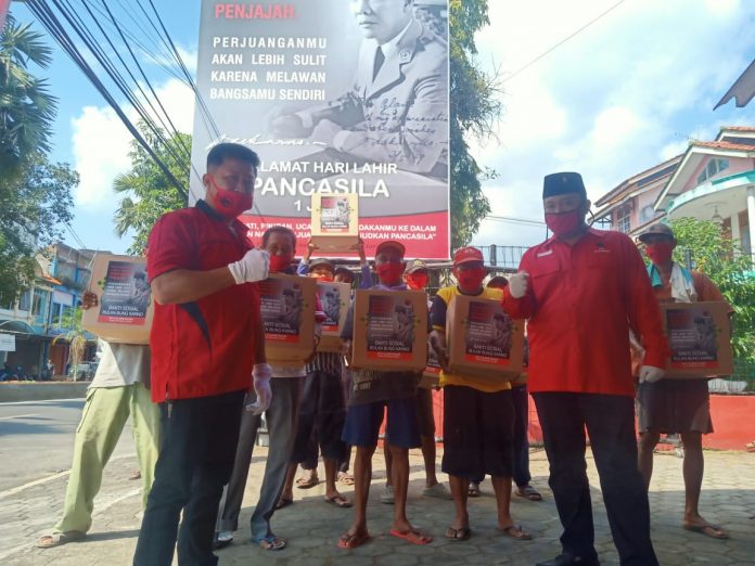 Menyambut Bulan Bung Karno, Alwin Basri Bagikan 2.