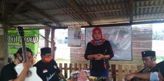 Peringati Hari Lahir Pancasila, Kader PDI Perjuangan Banjarnegara Potong Tumpeng