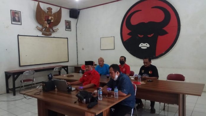 Rangkaian Kegiatan Bulan Bung Karno, DPC PDI Perjuangan Kota Tegal Ikuti Webinar