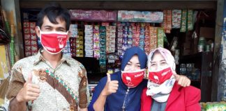 Refleksi Bulan Bung Karno, Fraksi PDI Perjuangan Brebes Bagikan 1.000 Masker