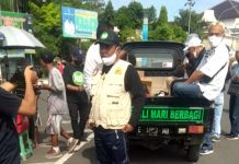 Jumat Barokah, Kusnendro Ikut Berbagi
