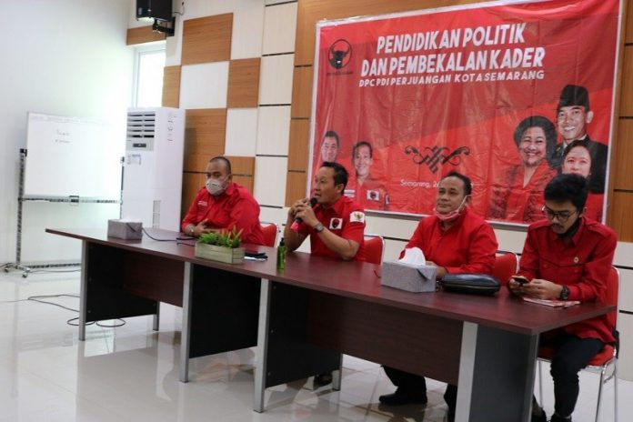 PDI Perjuangan Kota Semarang Berikan Pembekalan dan Pendidikan Politik Kepada Kader Komunitas Juang