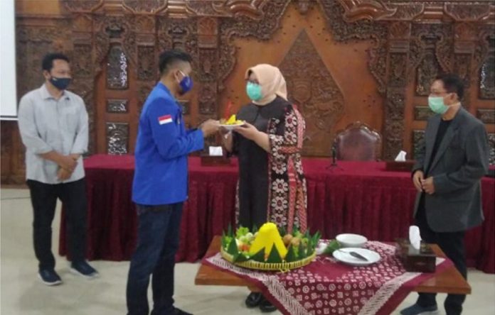 Bupati Yuni Bakar Semangat Pemuda Sragen di Forum KNPI