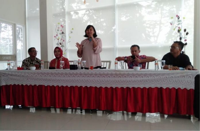 Diskusi Mbak Casytha Bersama Kader Partai Grobogan