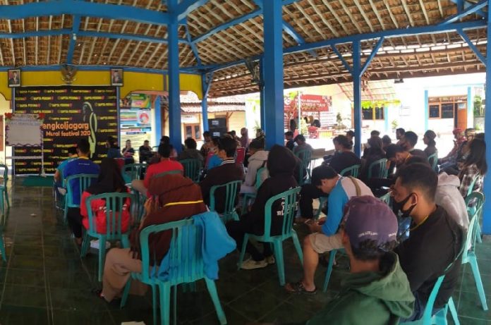 Dukungan Sulistyorini Pada Pengkoljagong Mural Festival