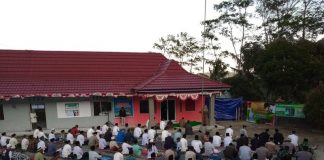 Dyah Hayuning Pratiwi Laksanakan Sholat Idul Adha di Kecamatan Karangmoncol