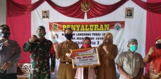 Hj. Sri Mulyani Salurkan BLT-DD Tahap III di Kecamatan Bayat