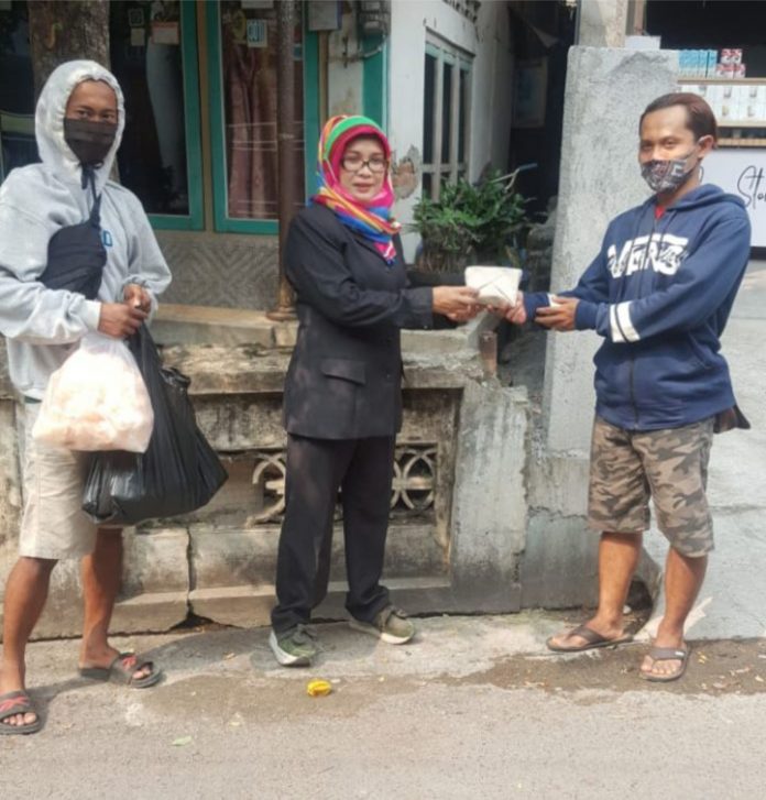 Jumat Berkah dari Mbak Wiwit