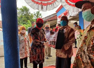 Kepedulian Sri Sumarni Terhadap Warga Terdampak Covid-19