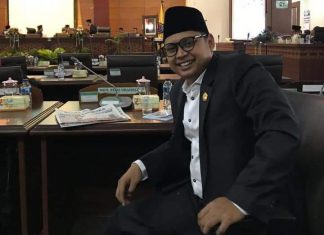 Mas Uki Duduki Jabatan Ketua Fraksi PDI Perjuangan Brebes
