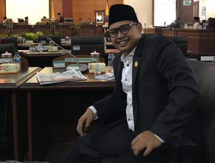 Mas Uki Duduki Jabatan Ketua Fraksi PDI Perjuangan Brebes