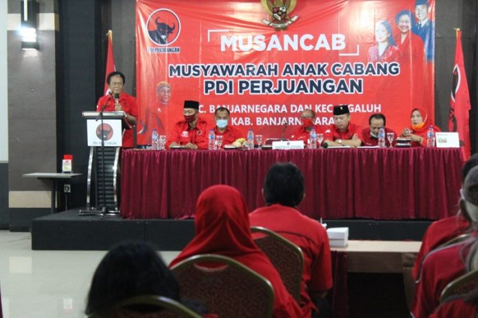 Sekretaris DPD PDI Perjuangan Jawa Tengah Buka Musancab Banjarnegara