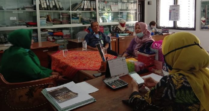 Sulistyorini Bagikan 1.000 Masker di Grobogan