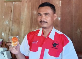 Wakil Ketua PAC PDI Perjuangan Kedungjati Tekuni Usaha Seloa Bakery