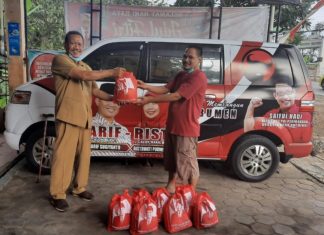 Grandmaster Utut Adianto Berikan Bantuan Sembako Kepada Masyarakat Kebumen