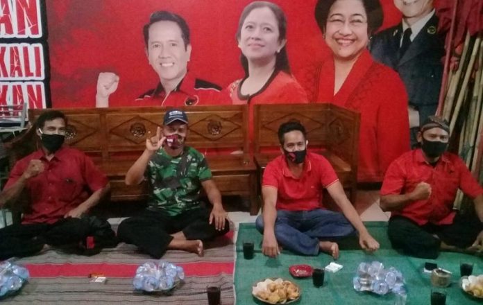 Kader PDI Perjuangan Kalibagor Banyumas Perkuat Silaturahmi