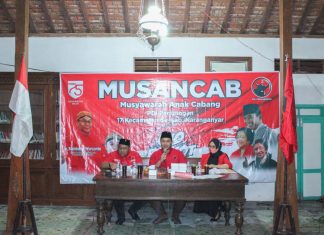 PDI Perjuangan Karanganyar Lantik Pengurus PAC PDI Perjuangan di Dapil IV