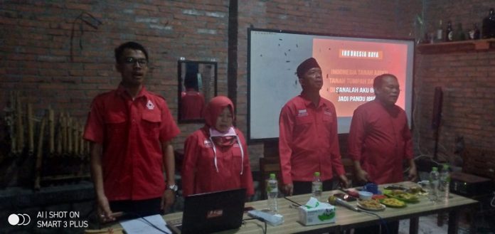 Pendidikan Politik Generasi Milenial dan Pengenalan Komunitas Juang di Kebumen