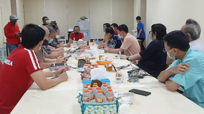 Rudy Dampingi Gibran-Teguh Silahturahmi ke PMS