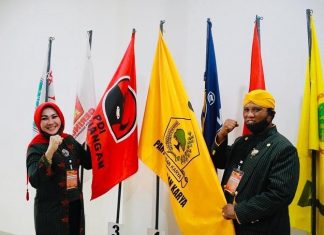 Sri Mulyani dan Yoga Hardaya Mendaftar Ke KPU Klaten