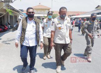 Andang Gelar Operasi Masker di 2 Pasar Tradisional Jepara