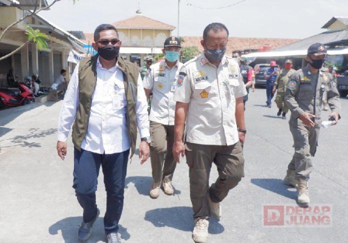 Andang Gelar Operasi Masker di 2 Pasar Tradisional Jepara