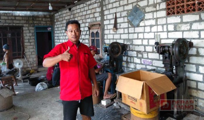 Berbekal Ketrampilan, Kader Partai Juwana Tekuni Usaha Aksesoris Meubel