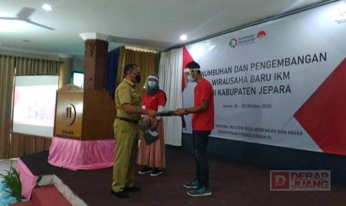 Mas Gilang DPR RI Gelar Pelatihan BIMTEK WUB IKM
