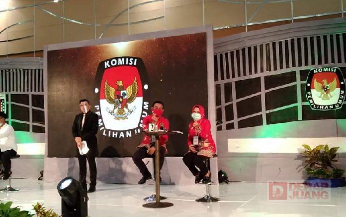 Paslon 02 ASWINNER Sampaikan Visi Misi Debat Putaran Pertama