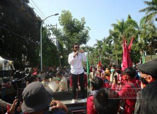 Saryan Lakukan Dialog Bersama Demonstran Penolak UU Cipta Kerja