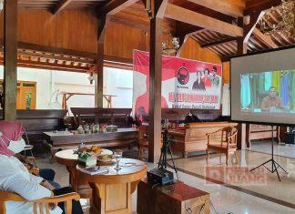 Sri Sumarni Ikuti Webinar Pilkada Berintegritas Tahun 2020