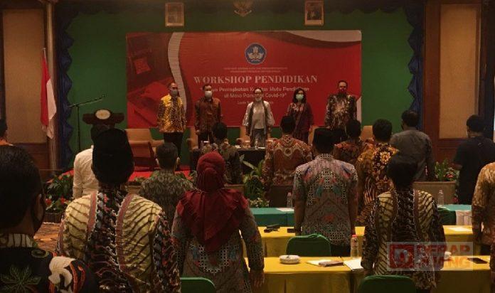 Tingkatkan Mutu Pendidikan, Anggota DPR RI Gelar BimTek