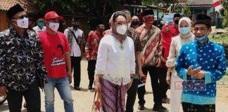 Tuti Roosdiono Letakan Batu Pertama BLK Yayasan Asalafi Susukan