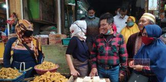 Afif Nurhidayat Blusukan di Pasar Kertek