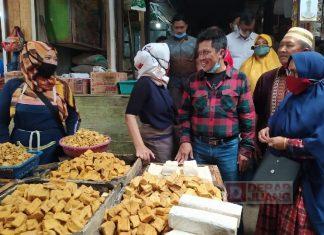 Afif Nurhidayat Blusukan di Pasar Kertek