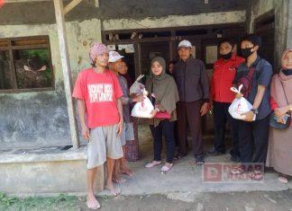 PAC PDI Perjuangan Karanggayam Bersama Calon Komunitas Juang Lakukan Bakti Sosial