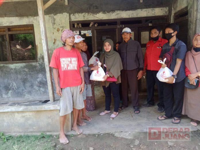 CKJ dan PAC Karanggayam Lakukan Baksos