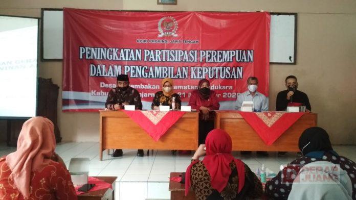 Hj. Sri Ruwiyati Hadiri Sosialisasi Pemberdayaan Perempuan Jawa Tengah di Kabupaten Banjarnegara