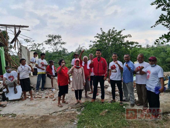 Kepedulian Ristawati Purwaningsih Terhadap Bencana Tanah Longsor di Kabupaten Kebumen