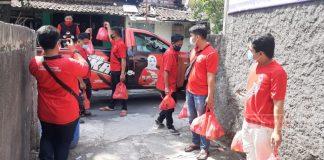 Rayakan Hari Ulang Tahun, Komunitas Juang Klaten Bagi Sembako dan Masker